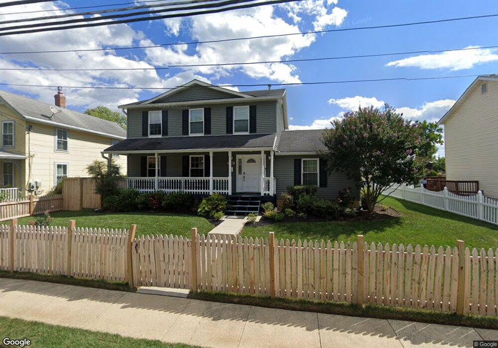 606 4th St, Laurel, MD 20707 - photo 1