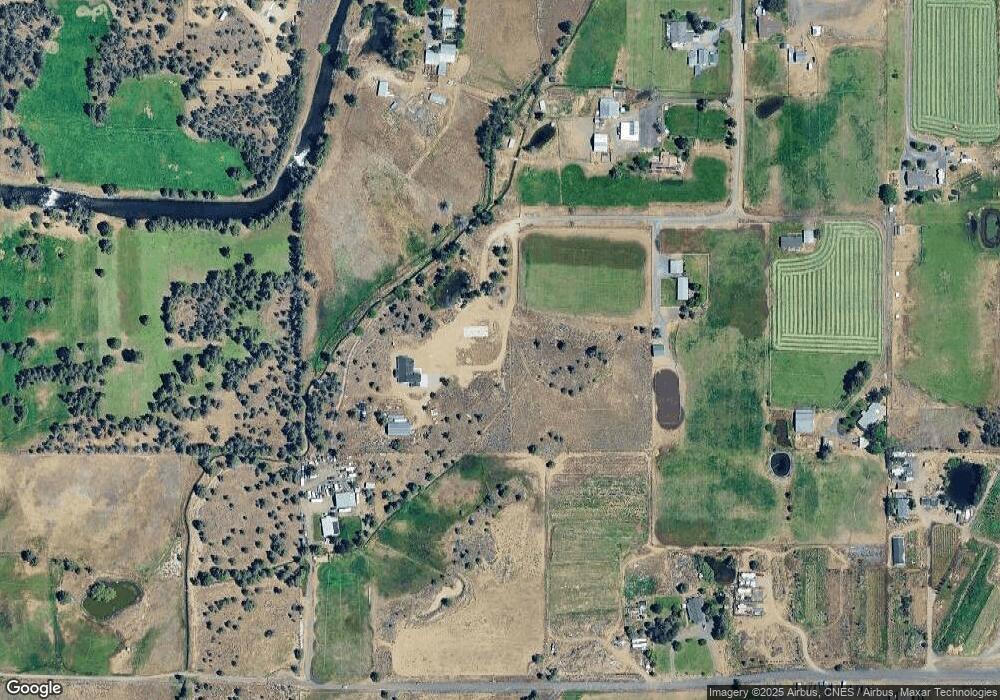 5312 SW Rainbow Ave, Redmond, OR 97756 - photo 1