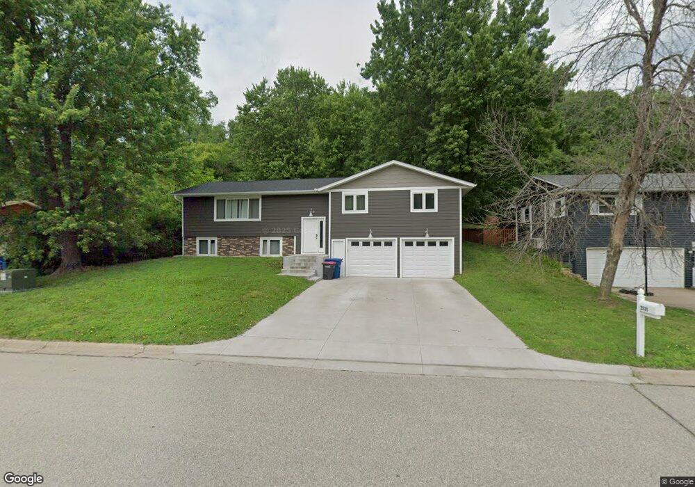 2331 Bush St, Red Wing, MN 55066 - photo 1