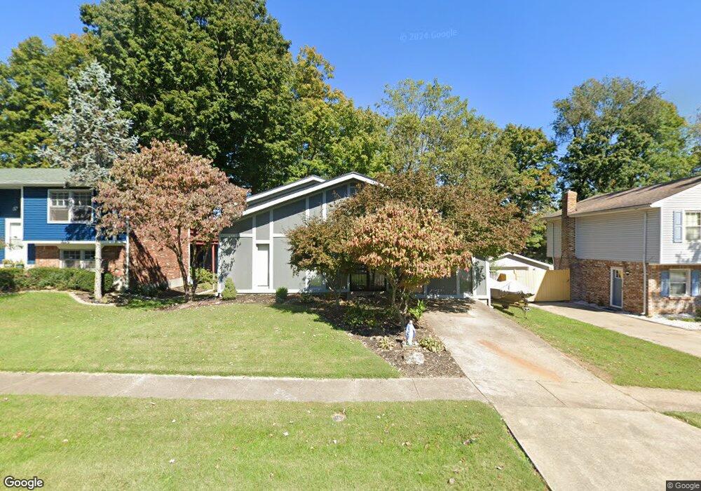 8134 Rochelle Rd, Louisville, KY 40228 - photo 1