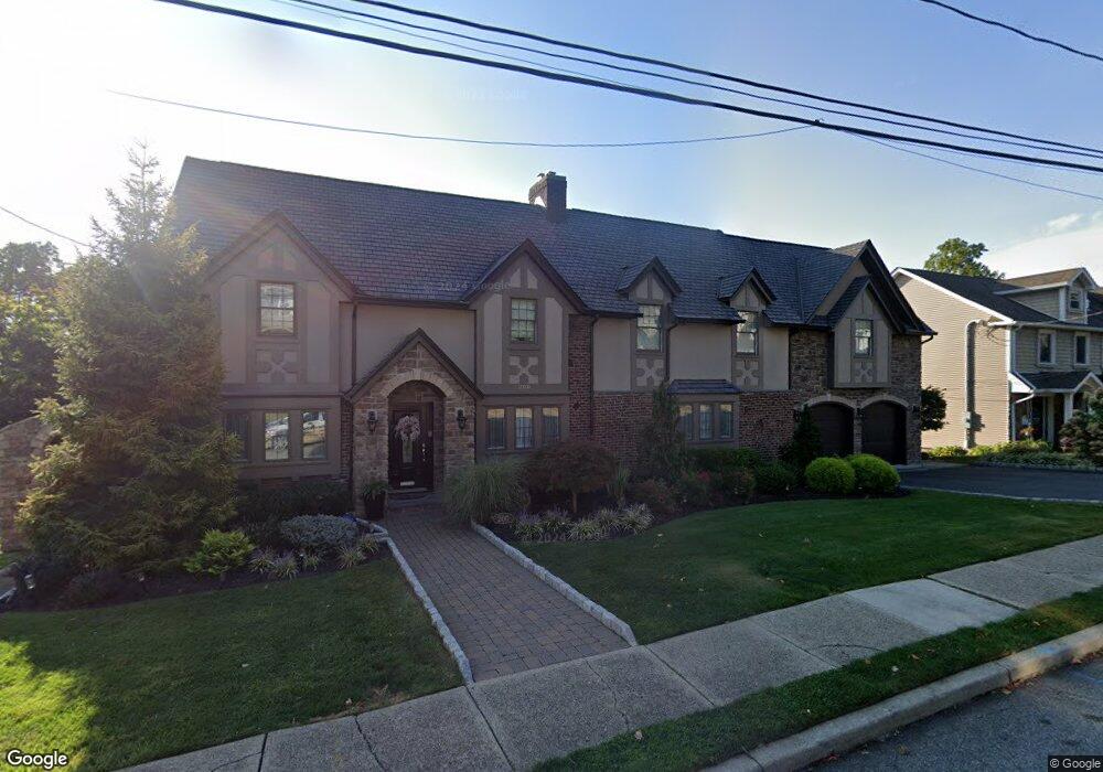 200 Berkshire Rd, Hasbrouck Heights, NJ 07604 - photo 1