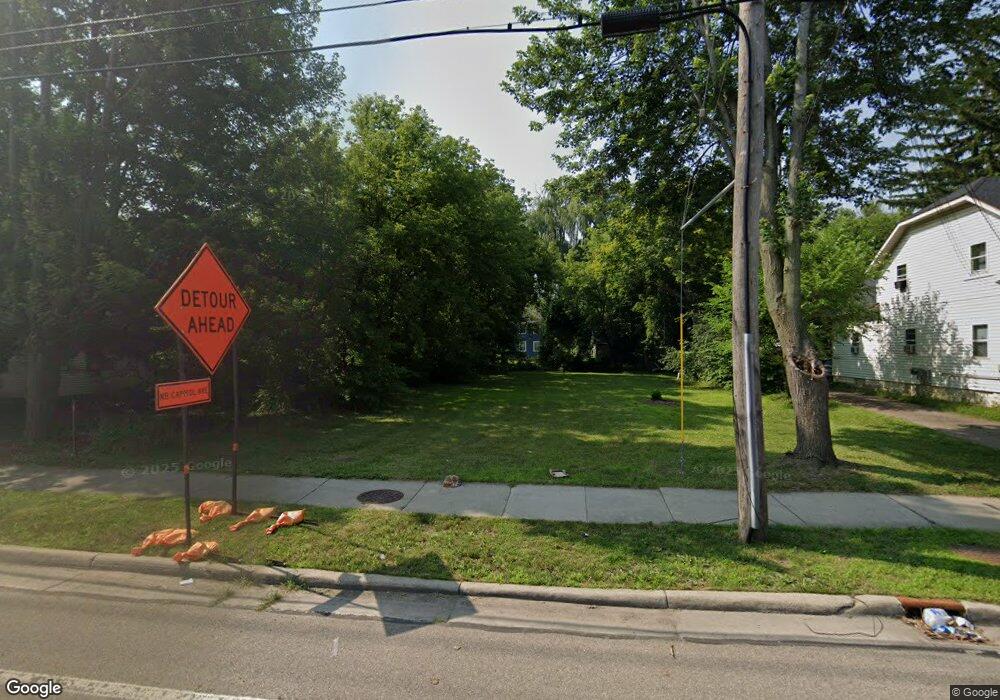 727 W Saginaw St, Lansing, MI 48915 - photo 1