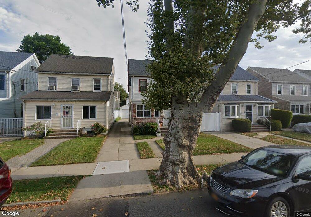 22423 Fairbury Ave, Queens Village, NY 11428 - photo 1