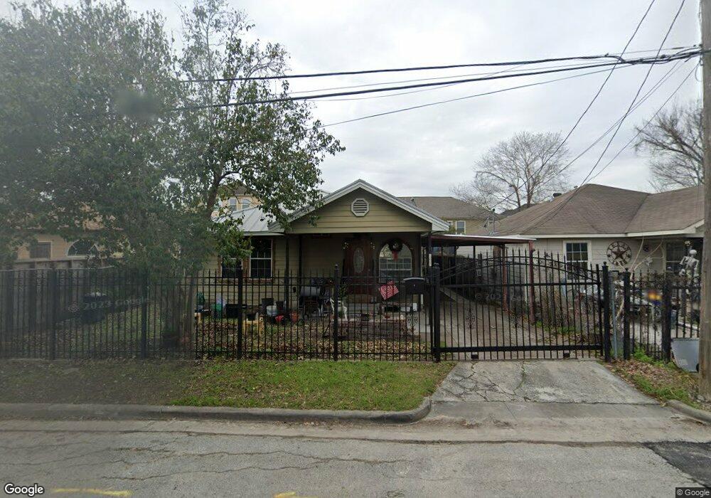 1207 Armstead St, Houston, TX 77009 - photo 1