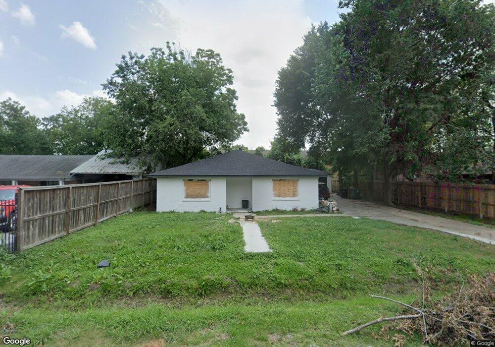 207 Betral St, Houston, TX 77022 - photo 1