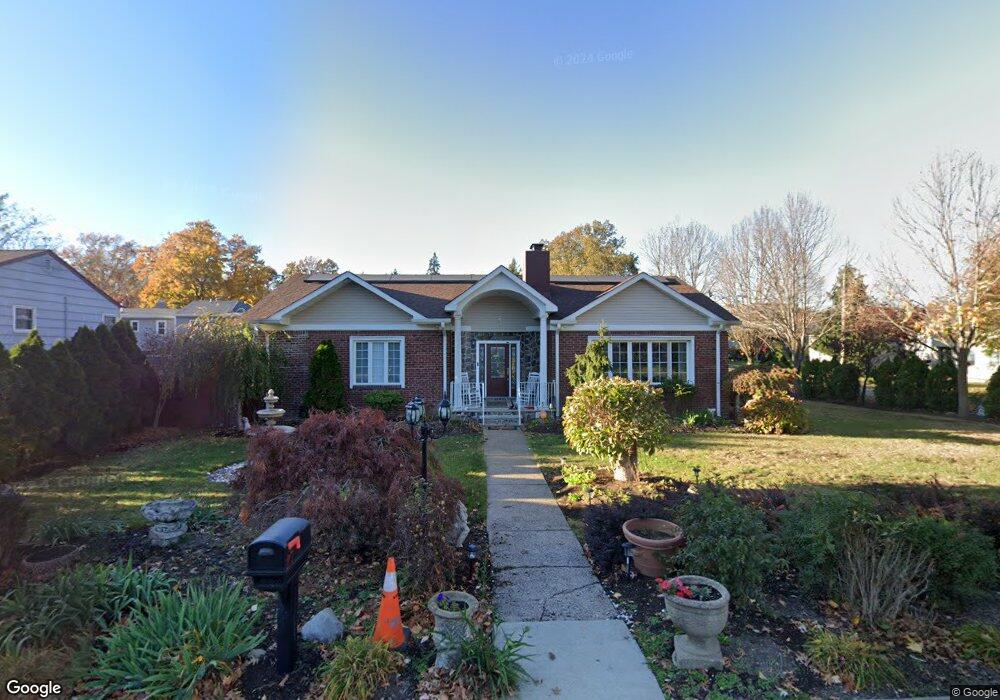 27 Mackay Ave, Paramus, NJ 07652 - photo 1