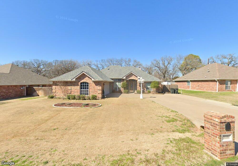 316 Casas Del Norte St, Granbury, TX 76049 - photo 1