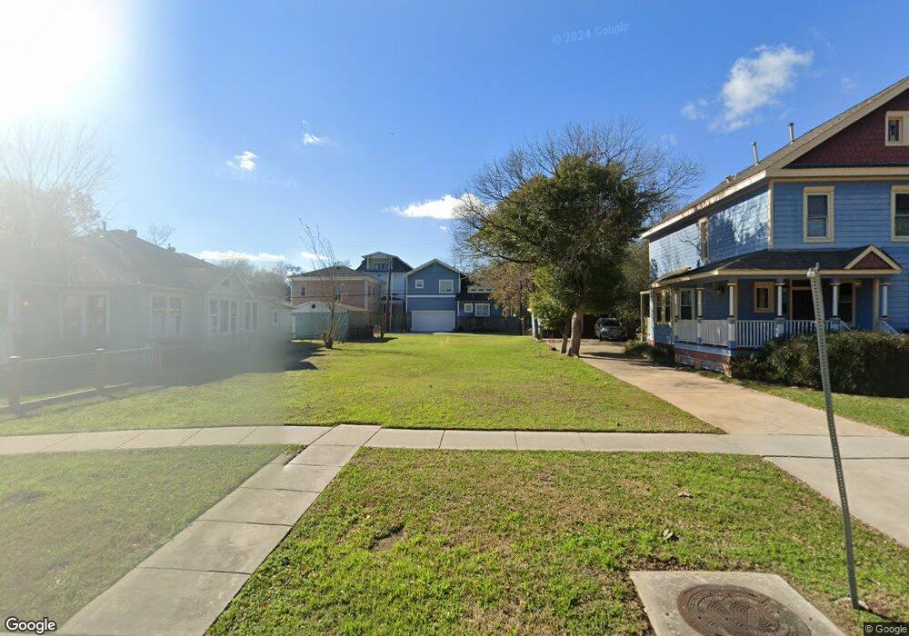 1420 Columbia St, Houston, TX 77008 - photo 1