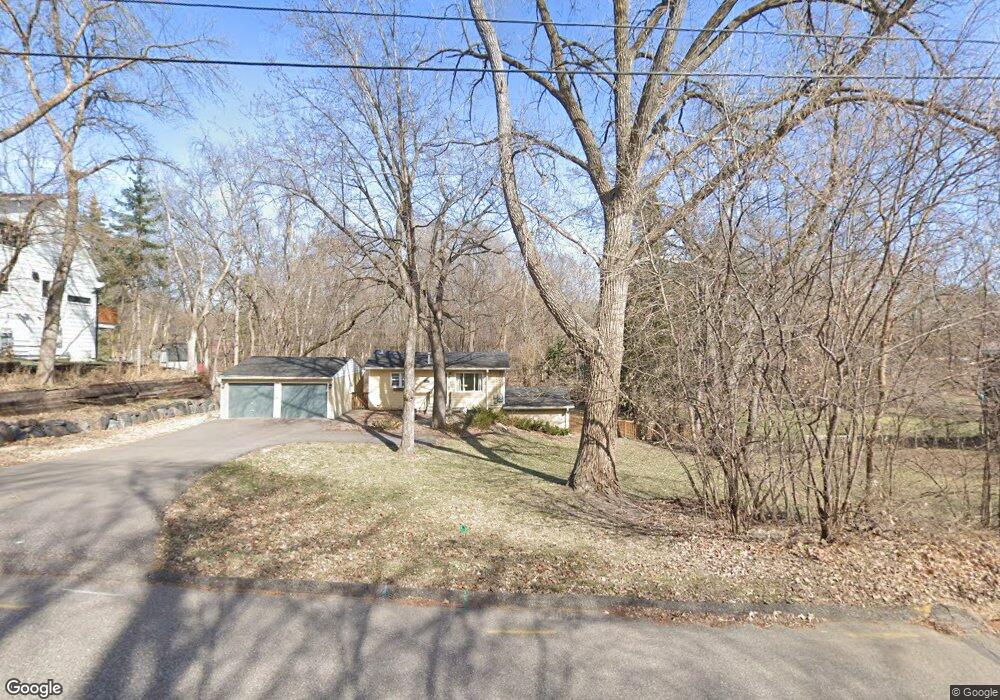 5139 Beacon Hill Rd, Minnetonka, MN 55345 - photo 1