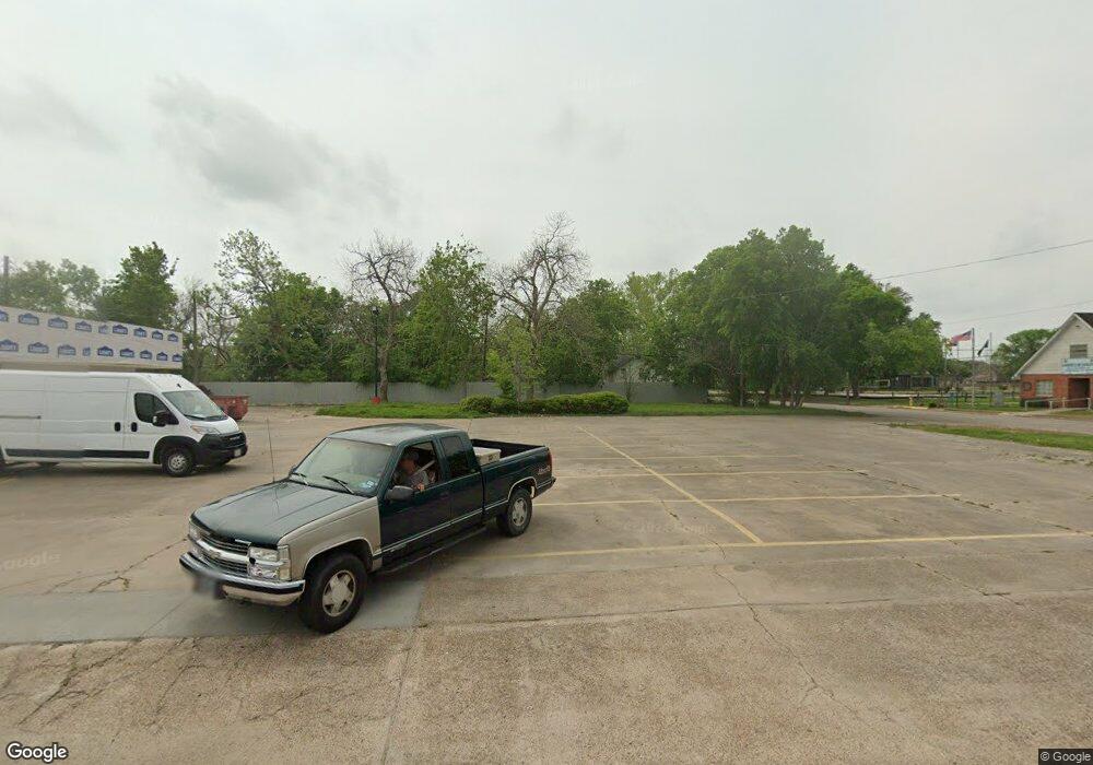 2500 7th St, Bay City, TX 77414 - photo 1