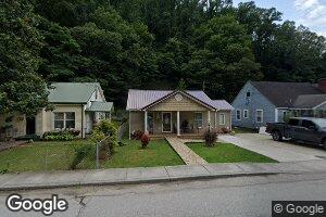 409 E McDonald Ave, Man, WV 25635
