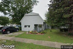 605 E Samuel St, Christopher, IL 62822