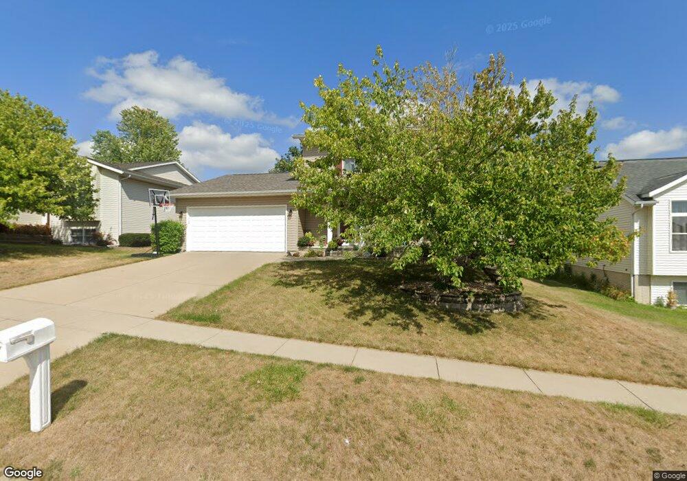 3715 Prince Dr SW, Cedar Rapids, IA 52404 - photo 1