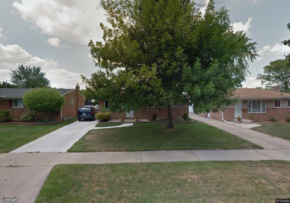 30667 J Carls St, Roseville, MI 48066 - photo 1