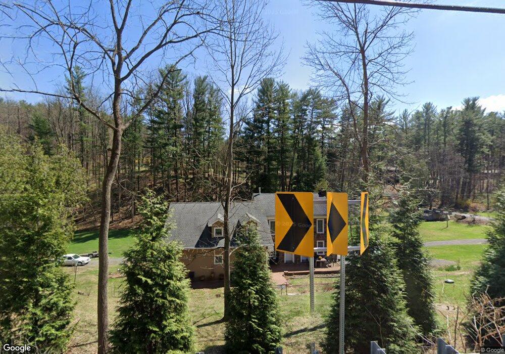 24 Meadow Glen Ln, Reading, PA 19607 - photo 1