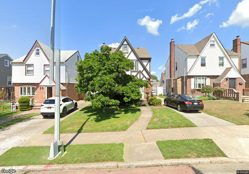 19915 24th Ave, Whitestone, NY 11357 - photo 1