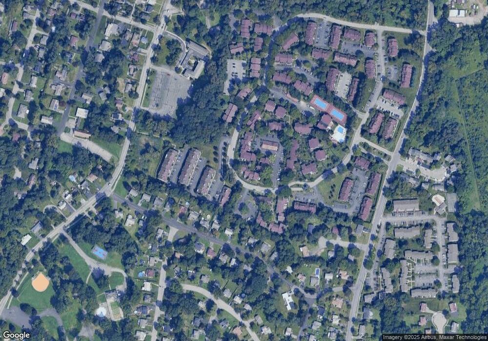 2405 Fox Ln, Poughkeepsie, NY 12603 - photo 1