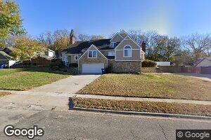 2112 Crossgate Dr, Lawrence, KS 66047