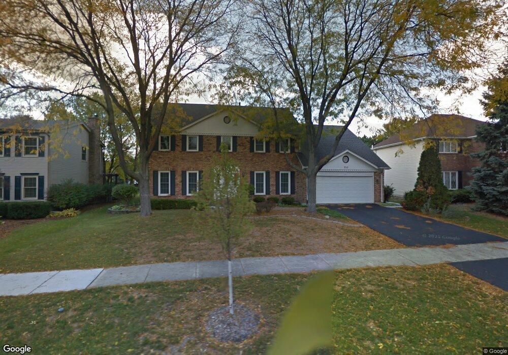 717 Buttonwood Cir, Naperville, IL 60540 - photo 1