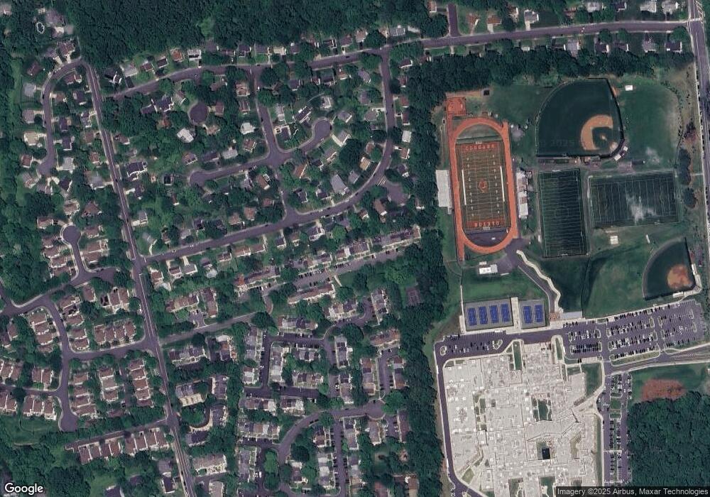 9834 Oakdale Woods Ct, Vienna, VA 22181 - photo 1