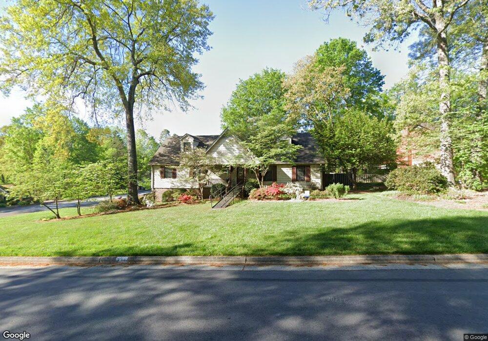 4401 Oak Hollow Dr, High Point, NC 27265 - photo 1