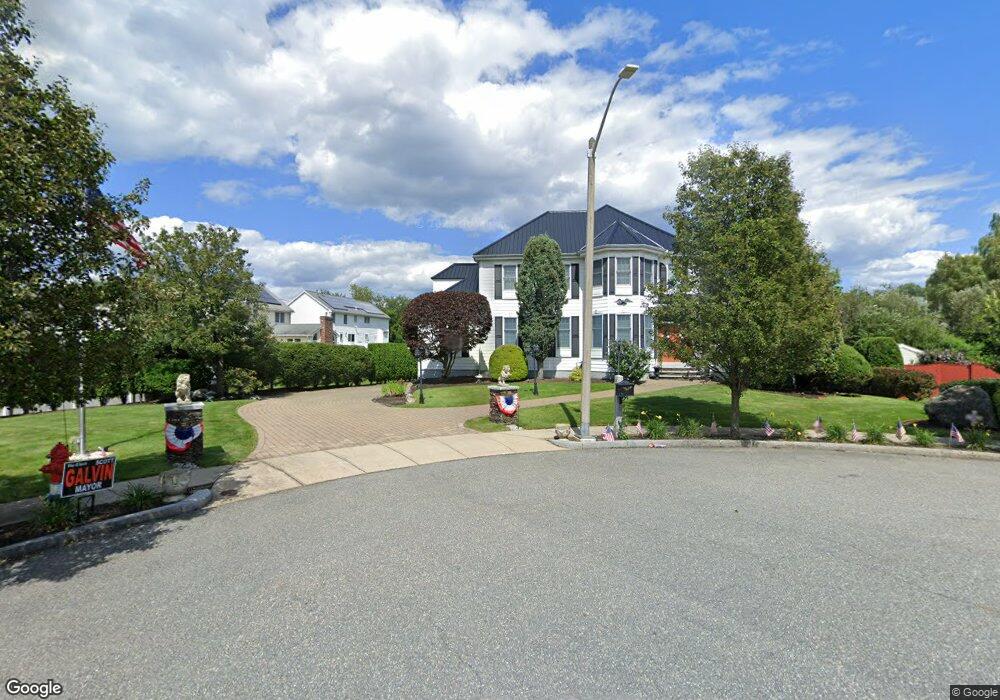 9 Arbor Ln, Woburn, MA 01801 - photo 1