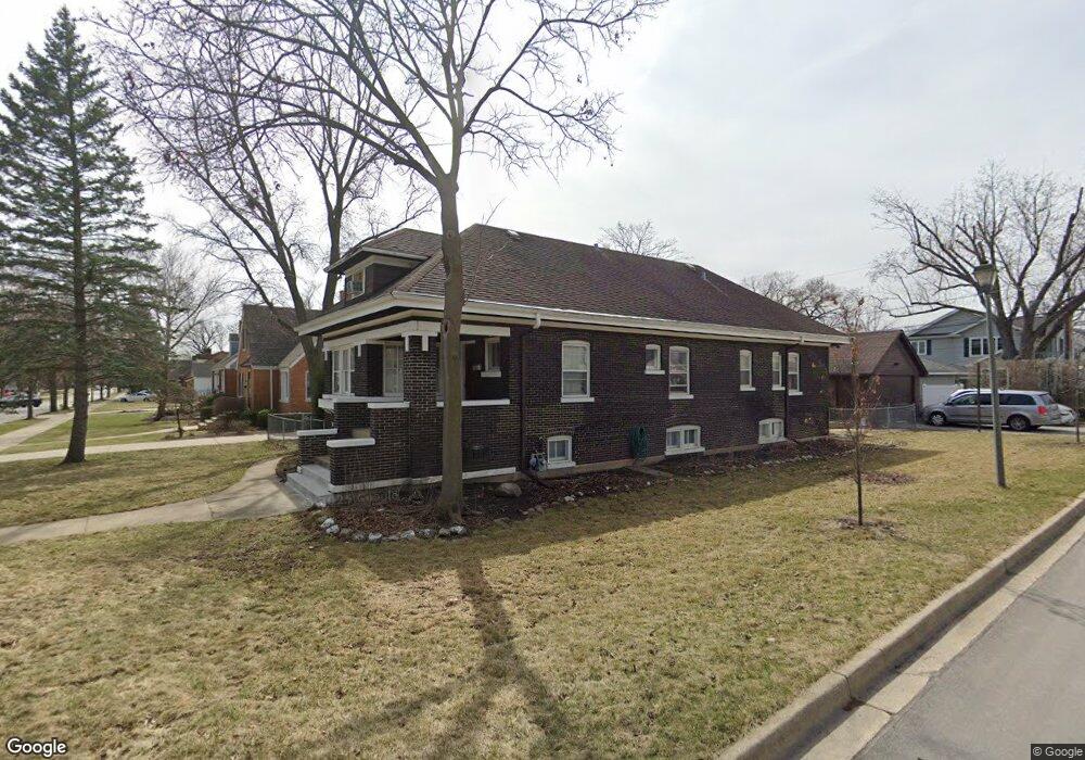628 S Berkley Ave, Elmhurst, IL 60126 - photo 1