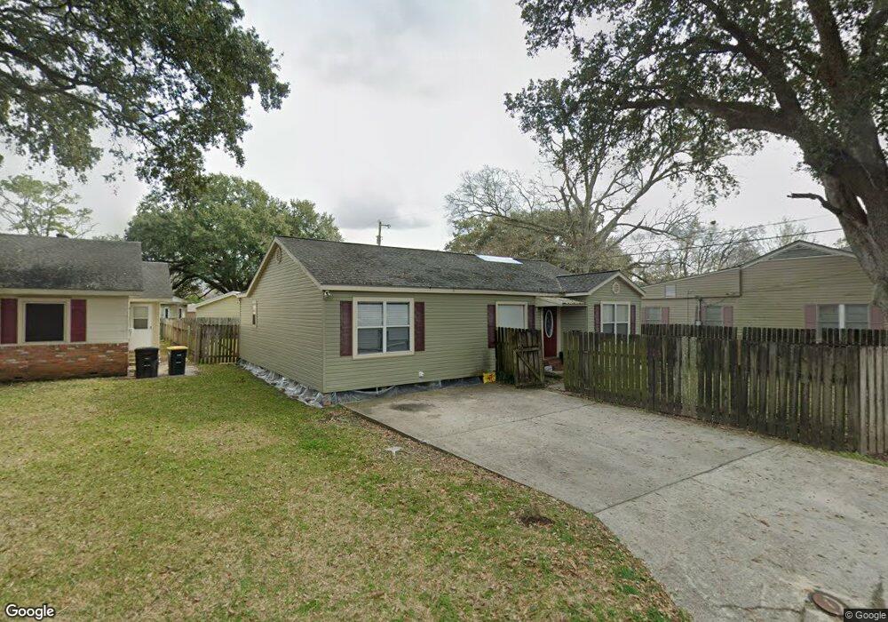 703 E 1st St, New Iberia, LA 70560 - photo 1