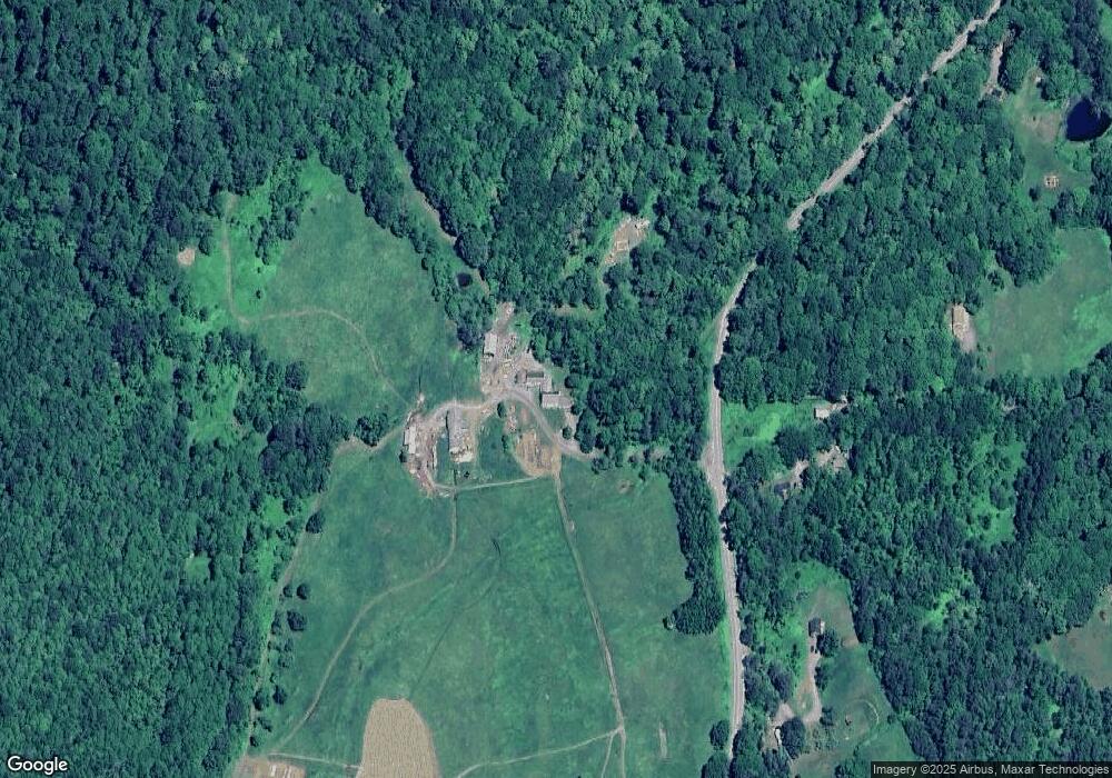 102 Thomas Rd, Guilford, VT 05301 - photo 1