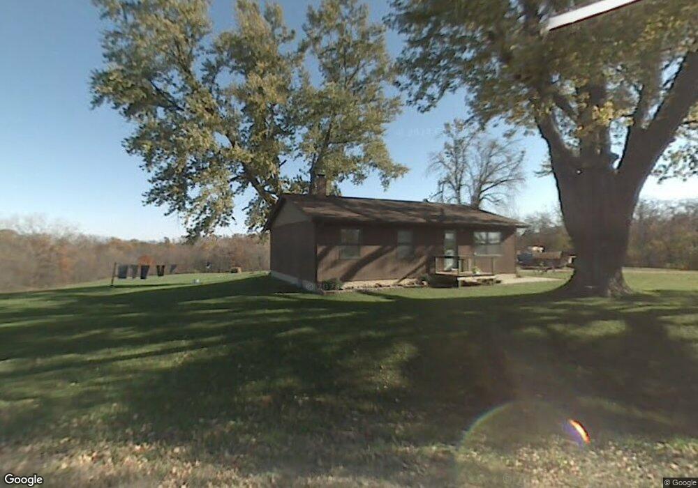 4826 Legion St, Newton, IA 50208 - photo 1
