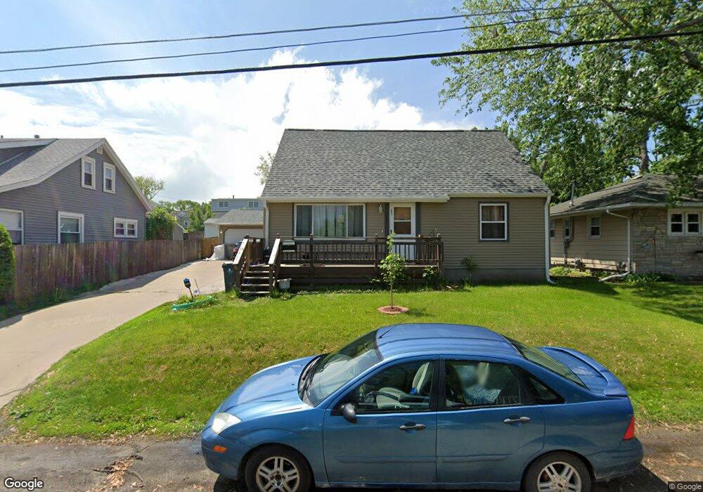 191 20th Ave SW, Cedar Rapids, IA 52404 - photo 1