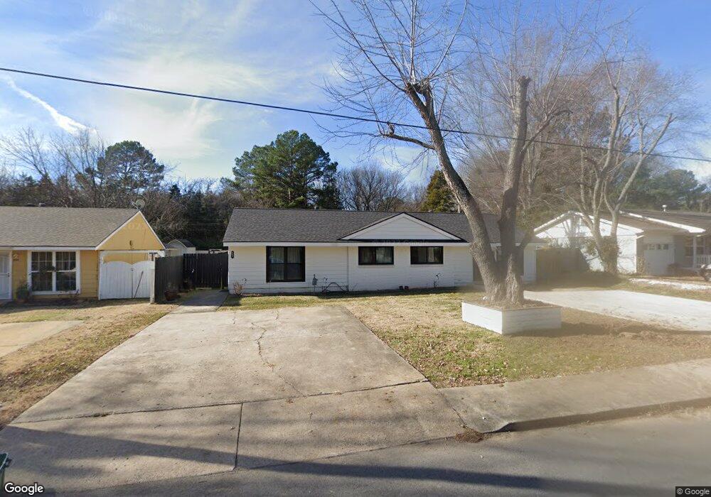947 S Wood Ave, Fayetteville, AR 72701 - photo 1