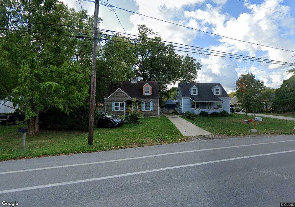 5464 E Lake Rd, Sheffield Lake, OH 44054 - photo 1