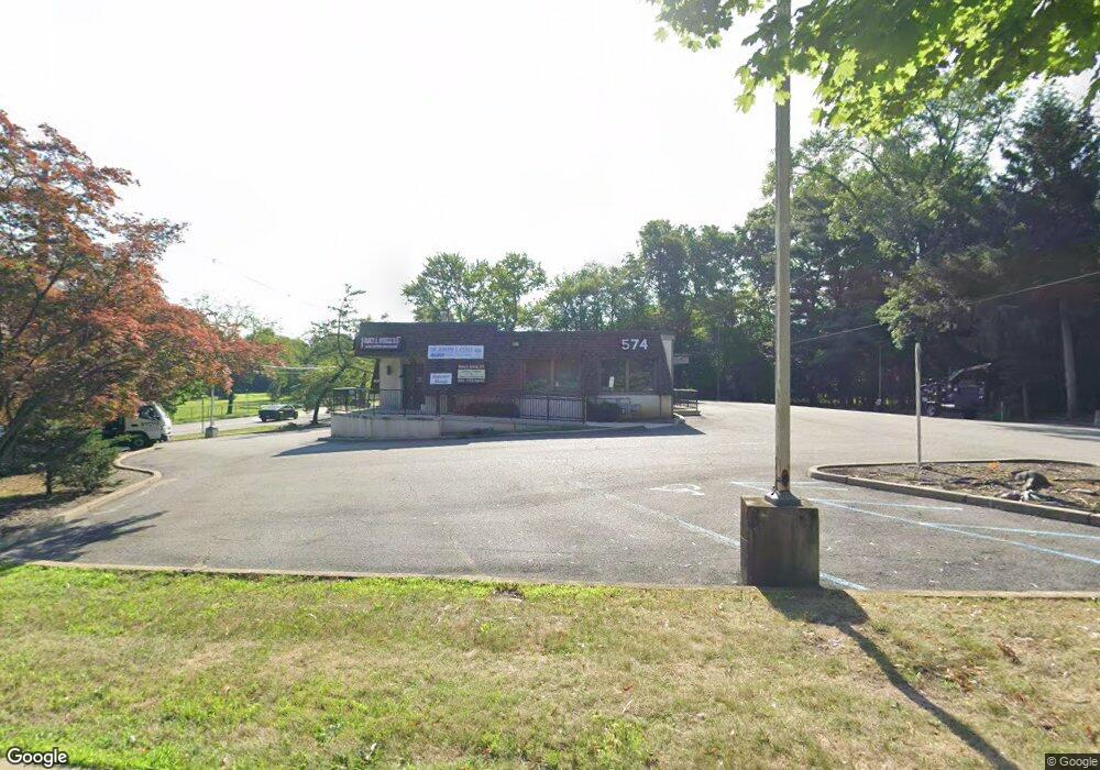 574 Franklin Ave unit 4, Franklin Lakes, NJ 07417 - photo 1