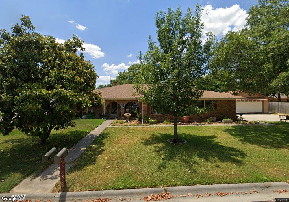 1109 Aspen Rd, Gainesville, TX 76240 - photo 1