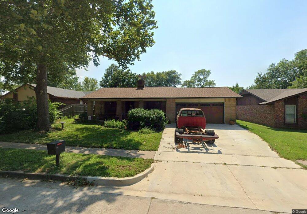 1208 S Lions Ave, Broken Arrow, OK 74012 - photo 1