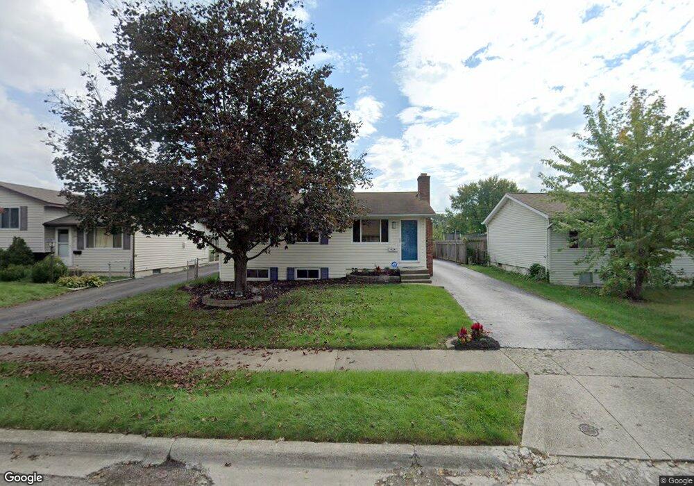 1841 Brookfield Rd, Columbus, OH 43229 - photo 1