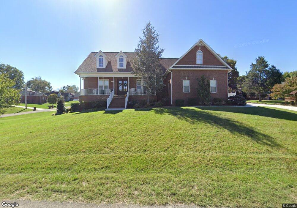 742 Coveview Cir, Cookeville, TN 38506 - photo 1