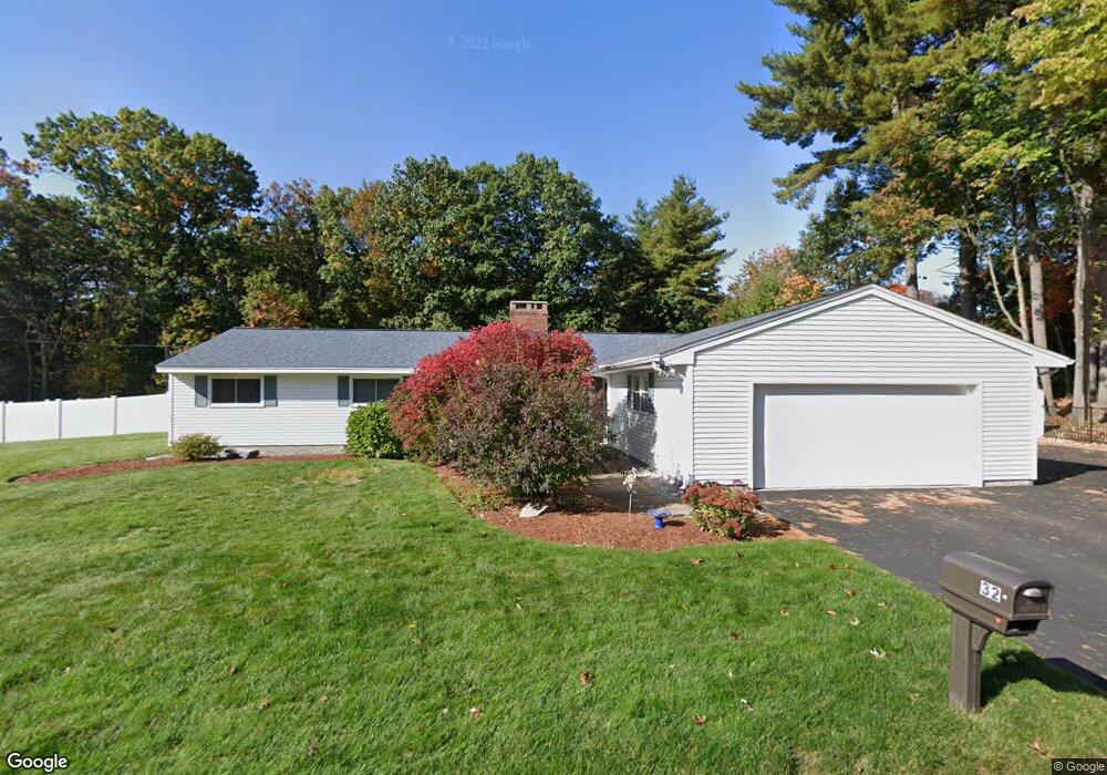 32 Savoie St, Bedford, NH 03110 - photo 1