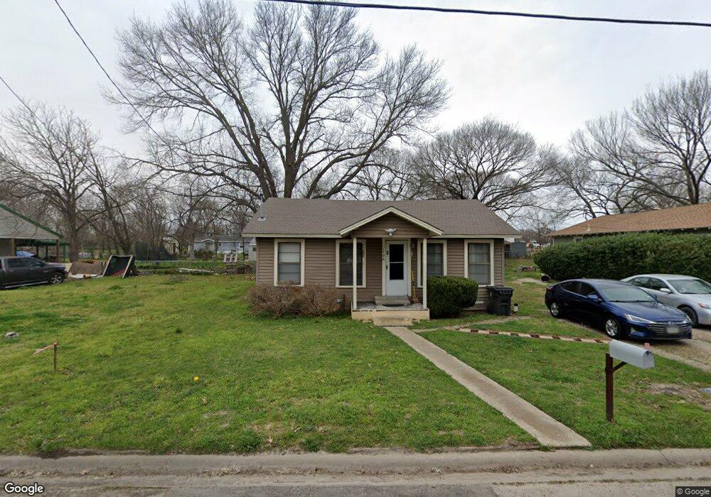 1706 W 10th Ave, Corsicana, TX 75110 - photo 1