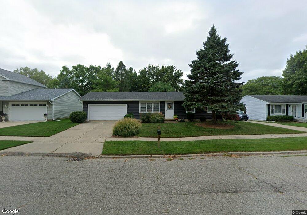 5808 Ellendale Dr, Lansing, MI 48911 - photo 1