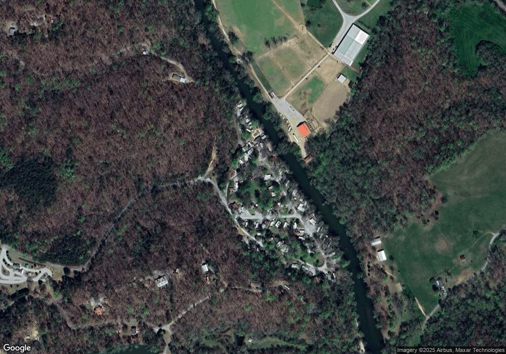 72 Riverside Dr, Cleveland, GA 30528 - photo 1