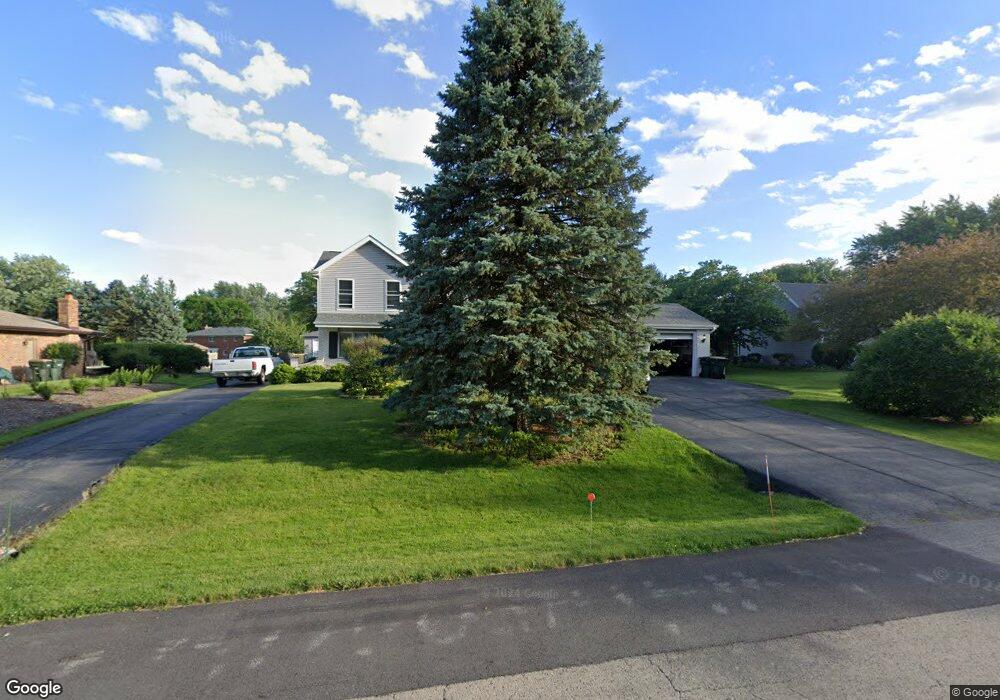 29W141 Wagner Rd, Naperville, IL 60564 - photo 1