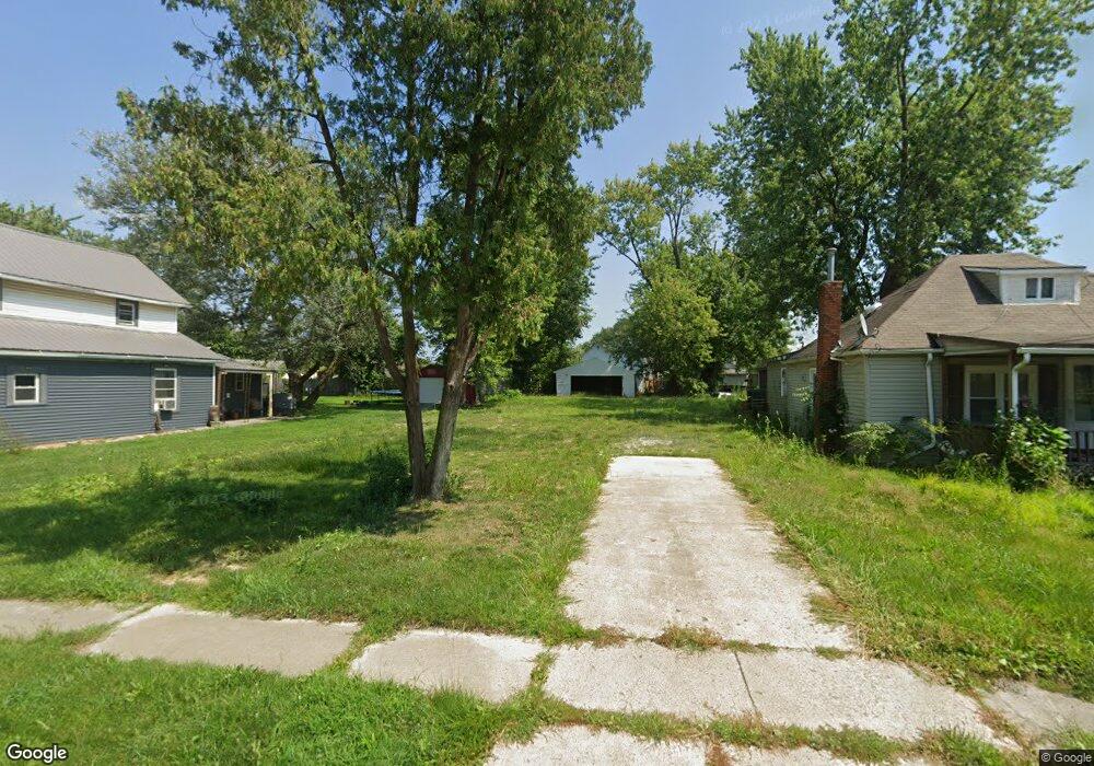 402 Scranton Ave, Marion, OH 43302 - photo 1