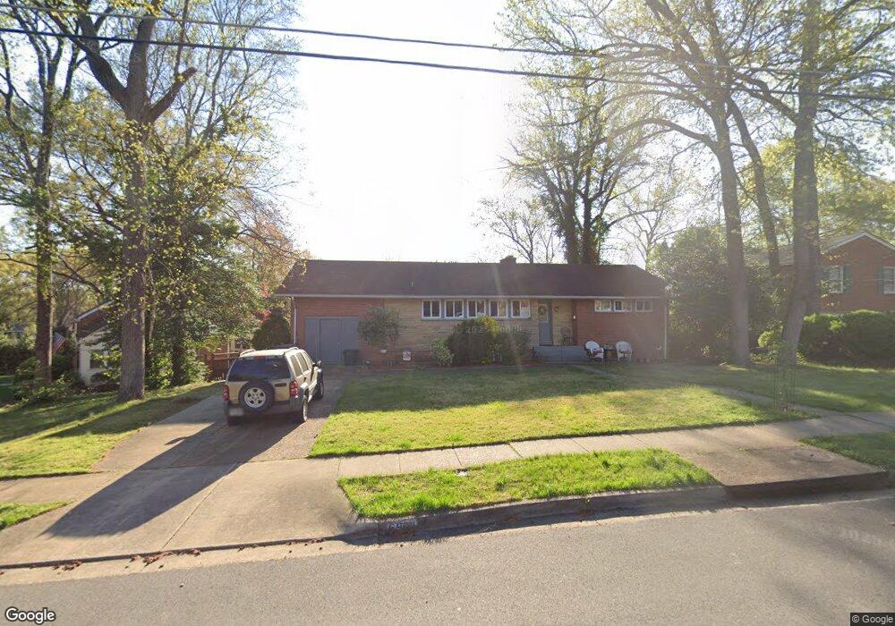 6901 Clemson Dr, Alexandria, VA 22307 - photo 1
