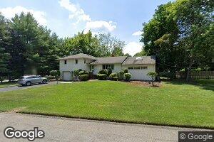 6 Oak St, Harrington Park, NJ 07640