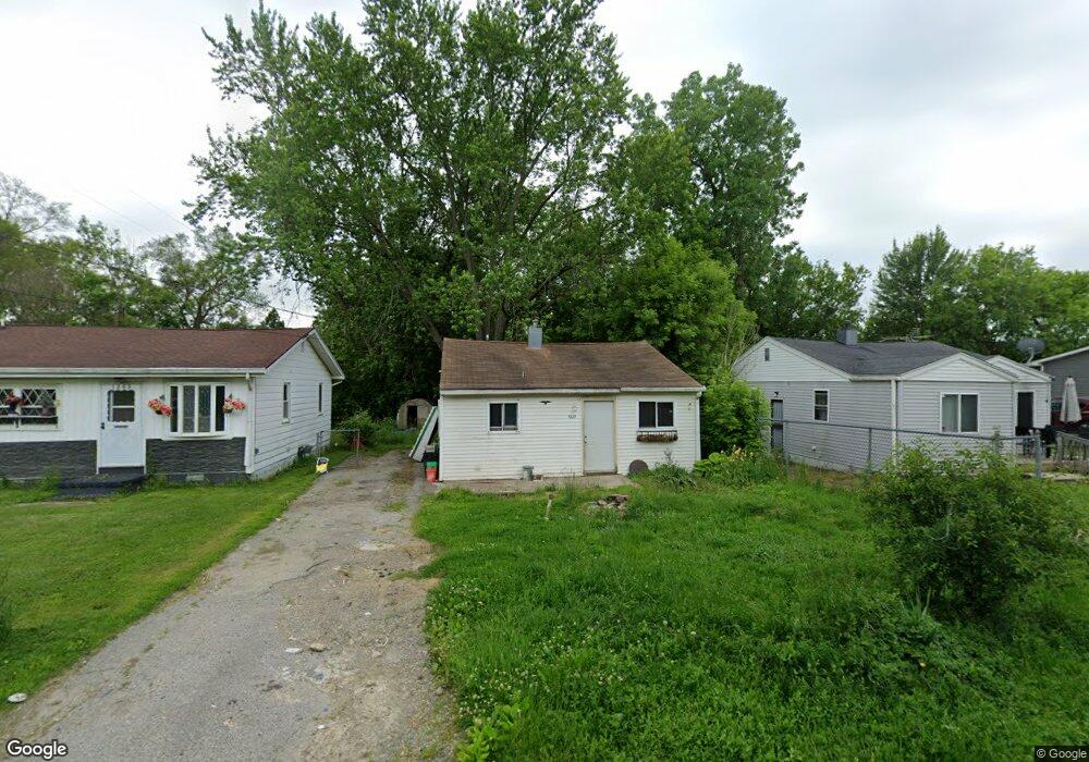 1267 W Juliah Ave, Flint, MI 48505 - photo 1