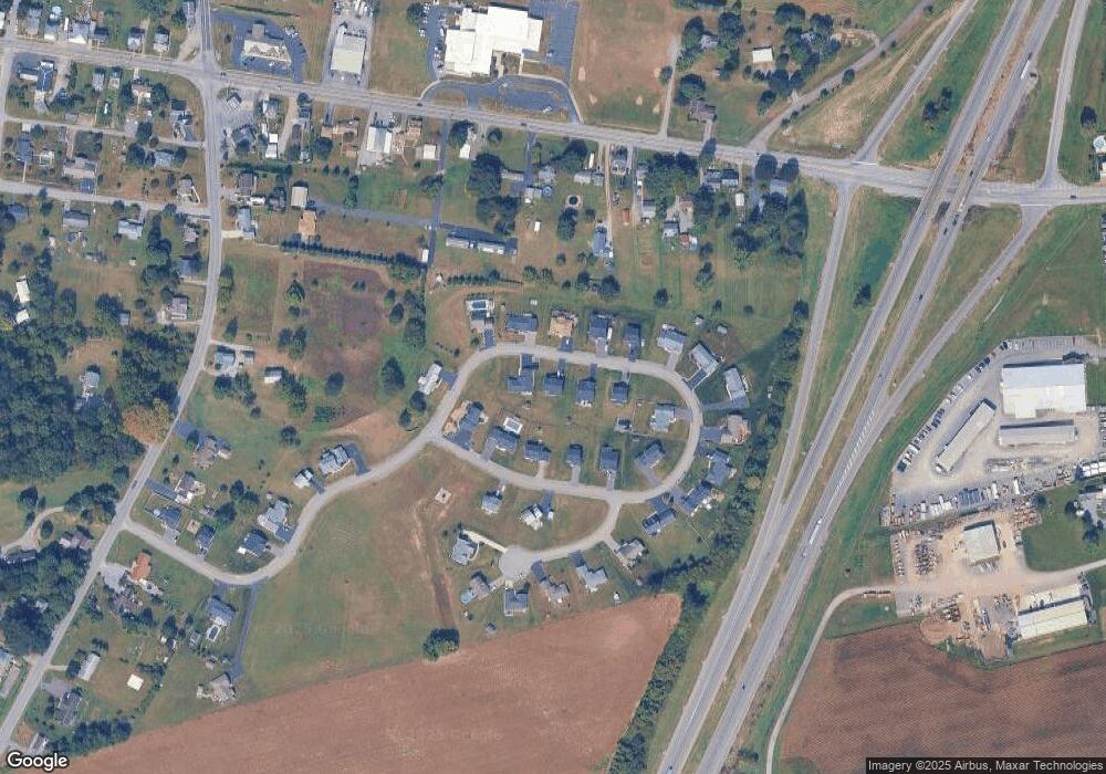 284 Sandy Cir, Milton, PA 17847 - photo 1