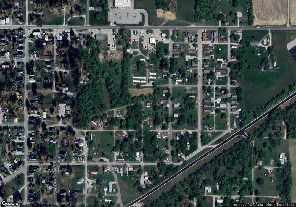 718 Vaught St, Bicknell, IN 47512 - photo 1