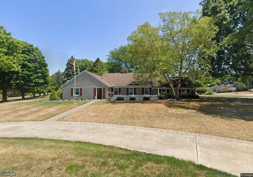 1745 Woodhill Dr E, Ashland, OH 44805 - photo 1